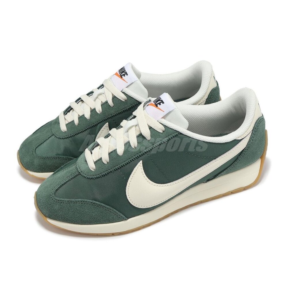 NIKE Pacific Sneaker, Dark Green, Size 7.5W/5 M